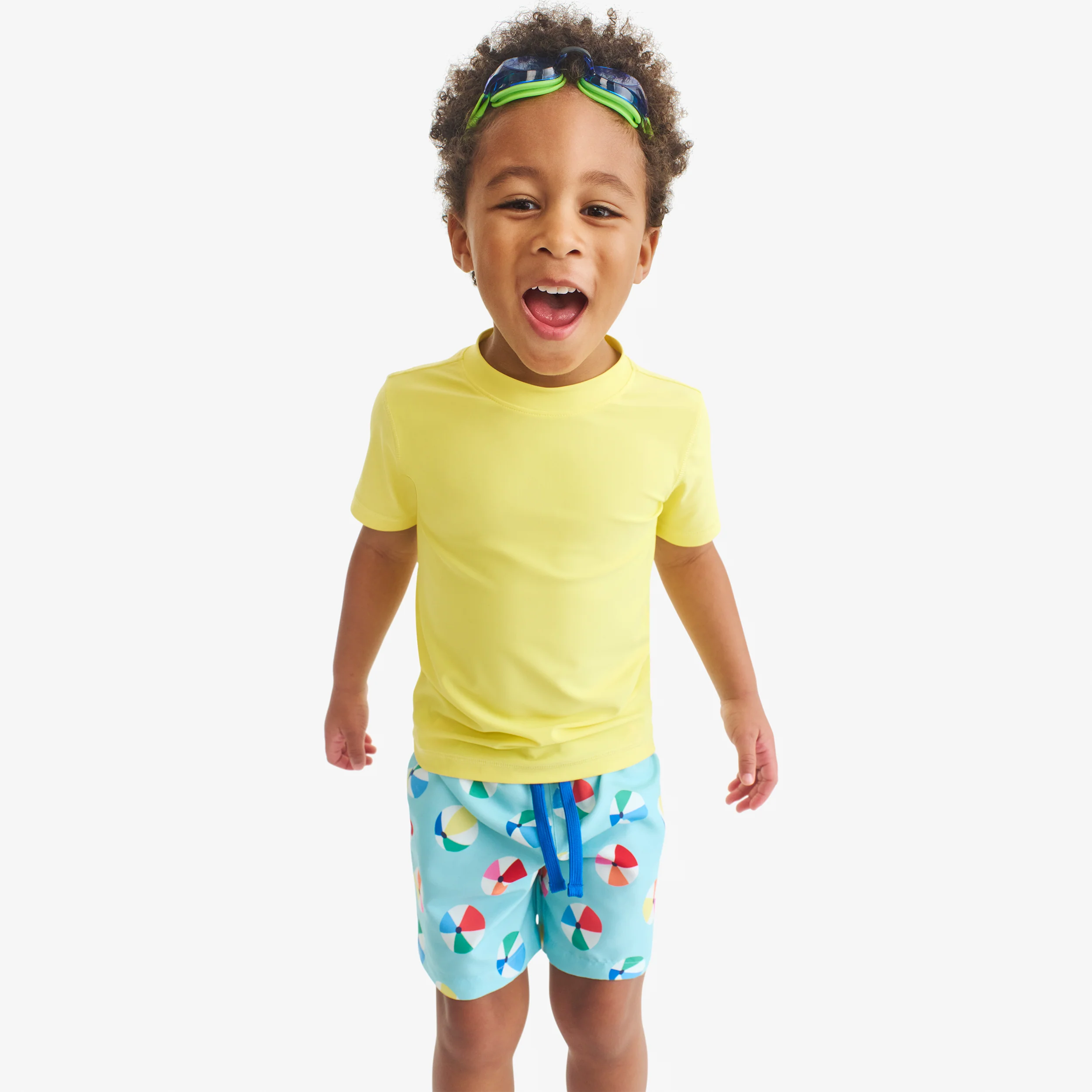 Kids swim trunk in beach balls - Image 3